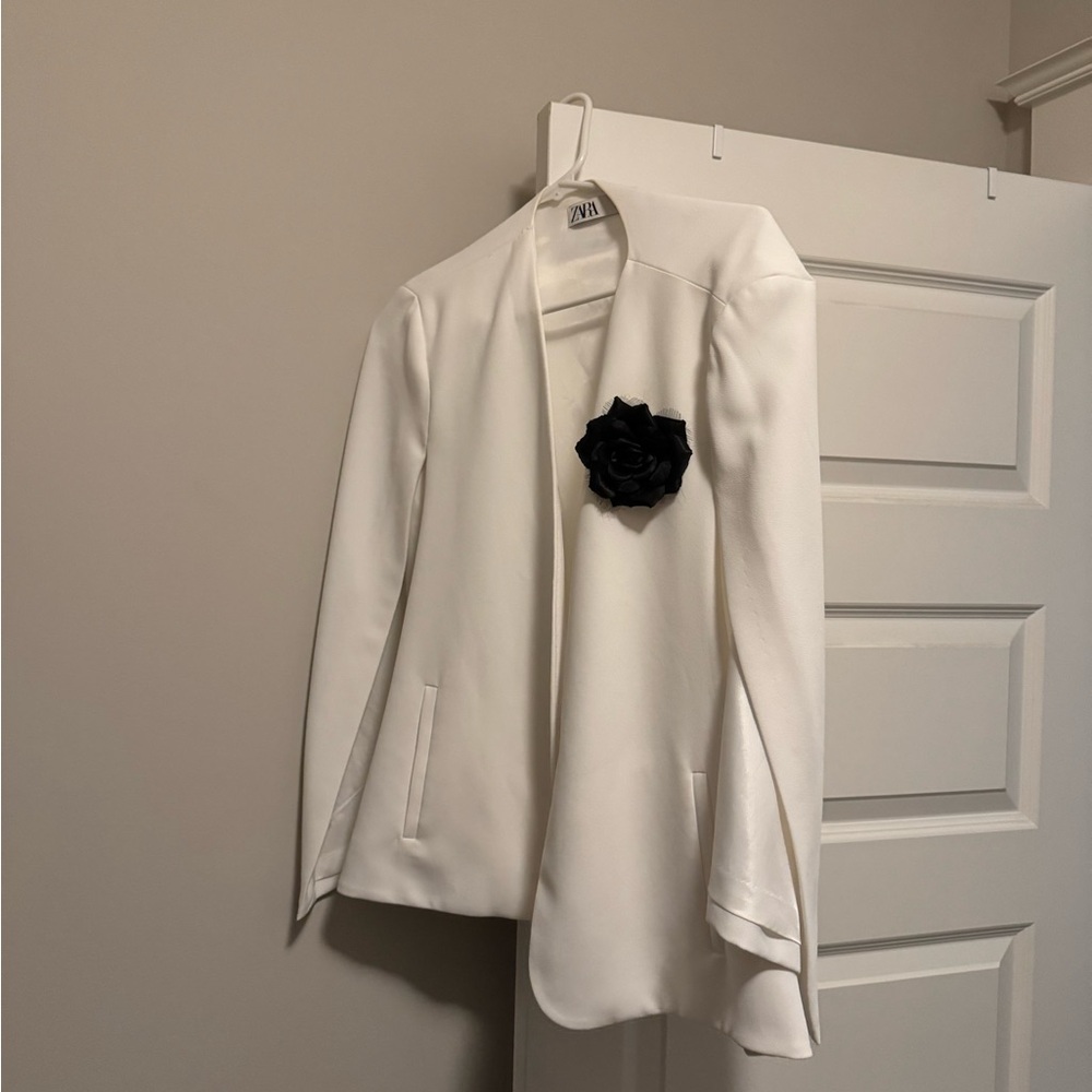 Zara White Blazer with Black Floral Detail